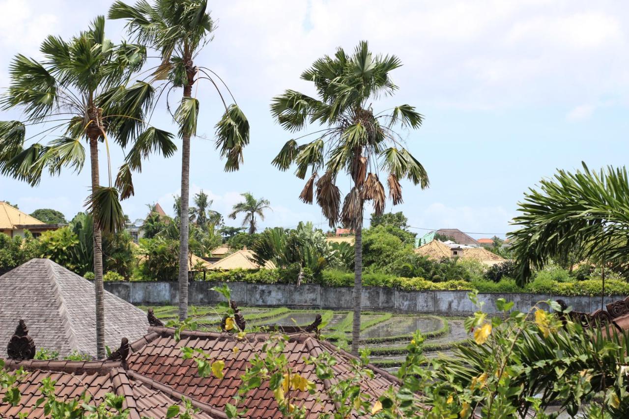 Euforia Guest House Canggu Екстериор снимка