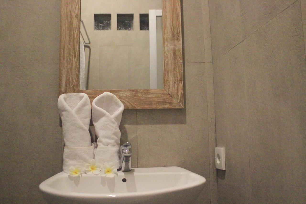Euforia Guest House Canggu Екстериор снимка