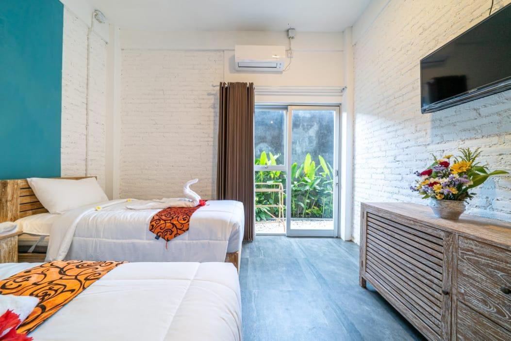 Euforia Guest House Canggu Екстериор снимка