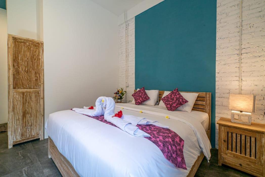 Euforia Guest House Canggu Екстериор снимка