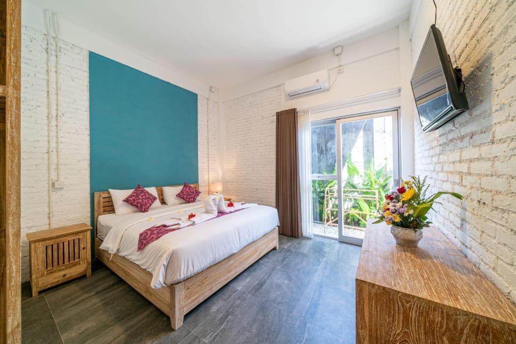 Euforia Guest House Canggu Екстериор снимка