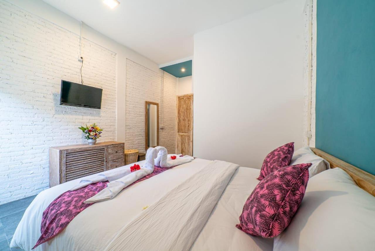 Euforia Guest House Canggu Екстериор снимка